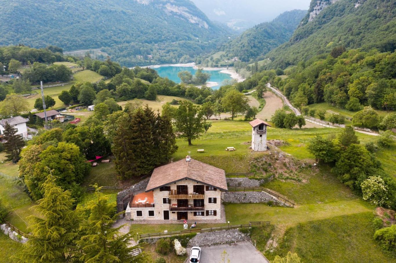 La Rustica Sul Lago Di Tenno Mansarda Экстерьер фото