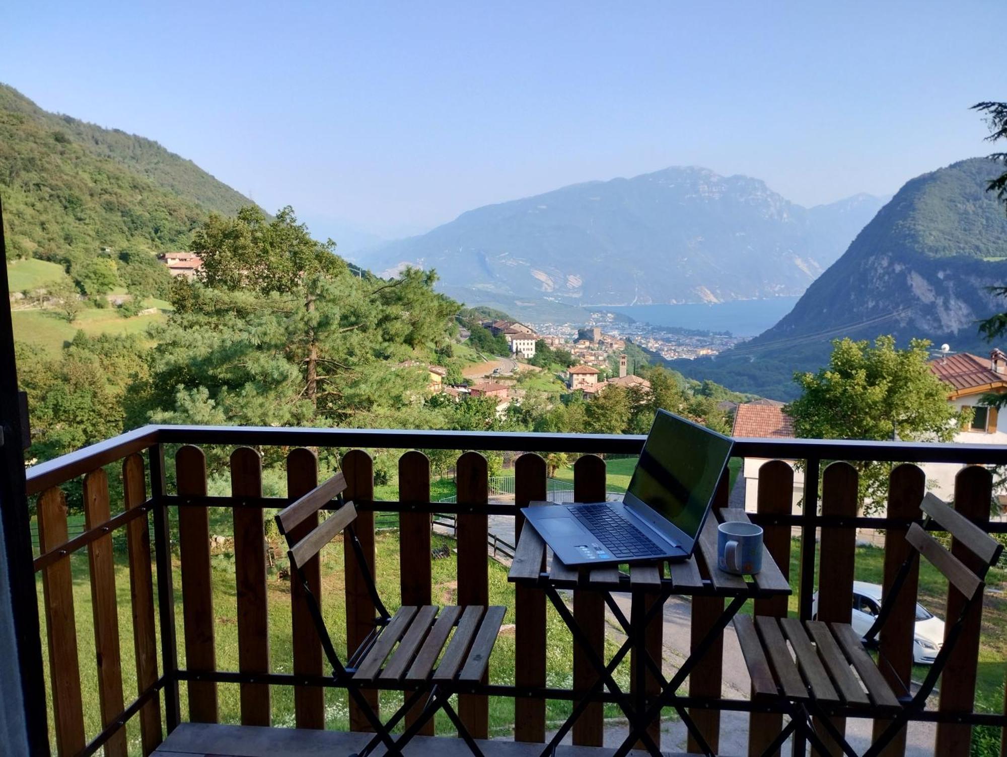 La Rustica Sul Lago Di Tenno Mansarda Экстерьер фото